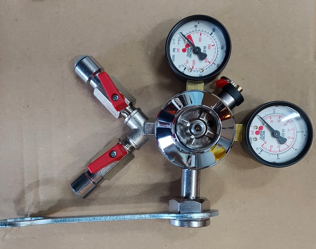 Détendeur Premium+ Micro-Matic à 2 sorties