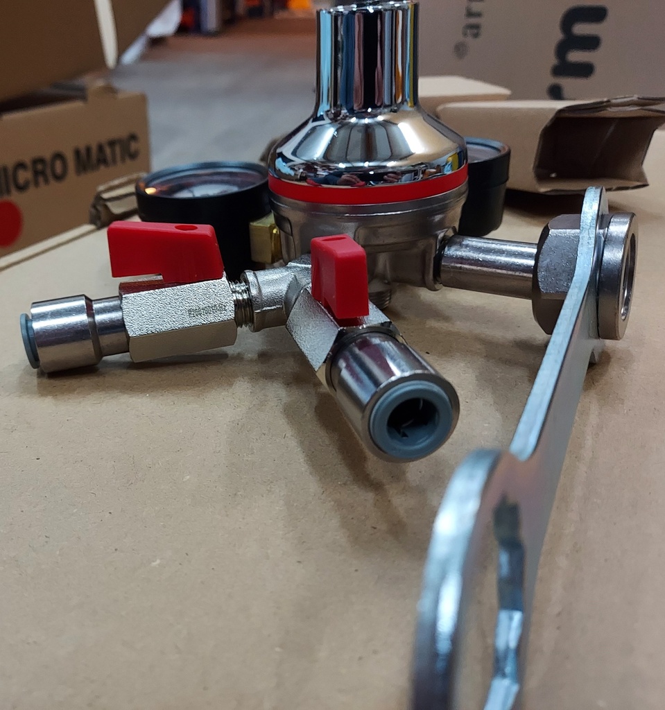 Détendeur Premium+ Micro-Matic à 2 sorties